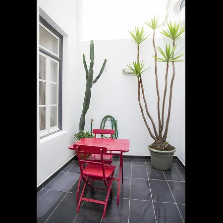 Joaquim Tello Apartment *