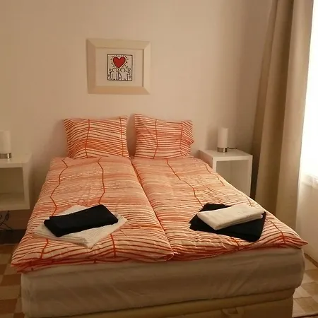 Joaquim Tello Apartment