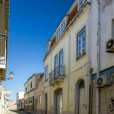 Joaquim Tello Apartment