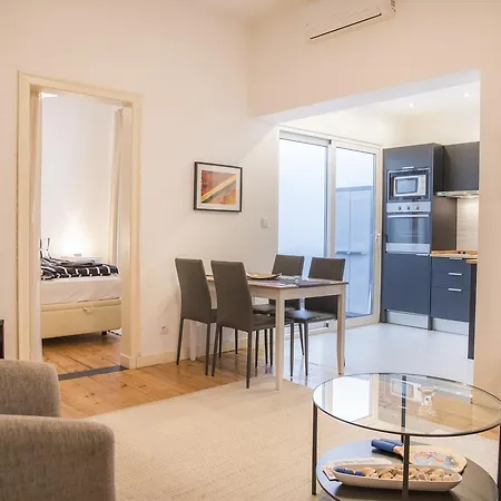 Joaquim Tello * لاغوس